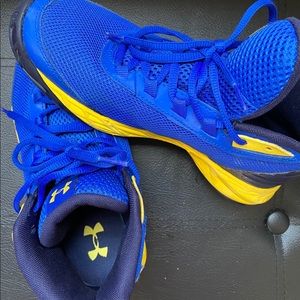 Under Armour Sneakers
